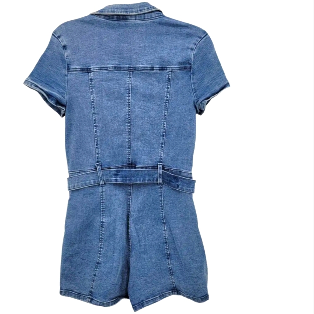 NWOT Women's GUESS Blue Denim Romper - Picture 4 of 4